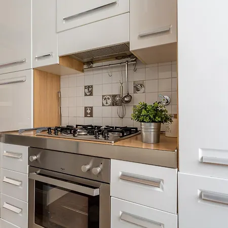 Daire Iflat Lina Cavalieri House Roma